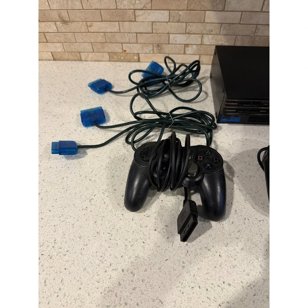 Sony PlayStation 2 PS2 SCPH-30001R Console For Parts Repair No Power Untested
